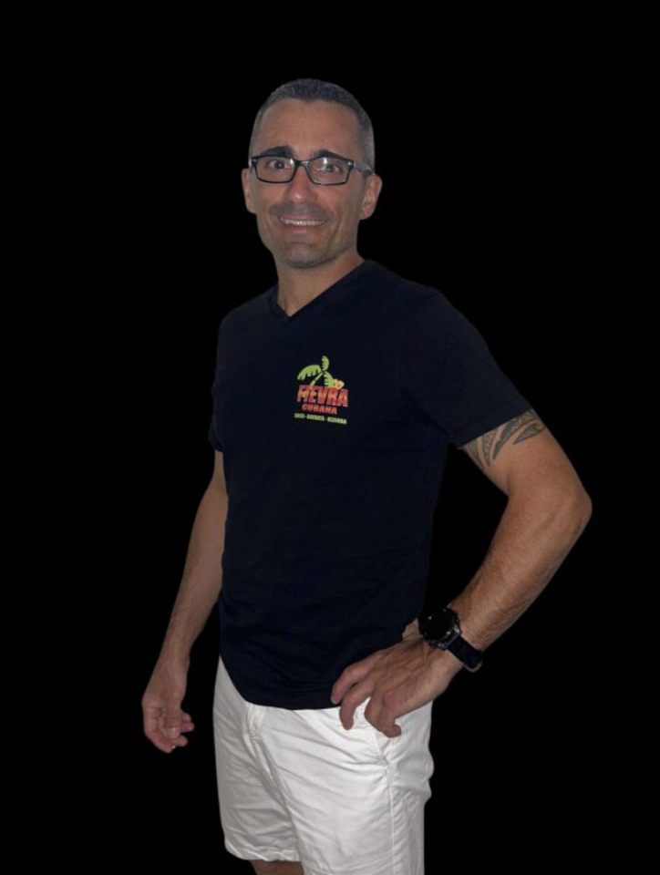 Julien Fievra Cubana